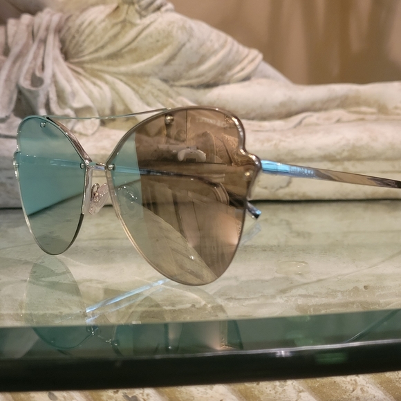Tiffany & Company TF3063 Cat Eye Butterfly Pilot Sunglasses Mirrored NAM#486 - Picture 10 of 16